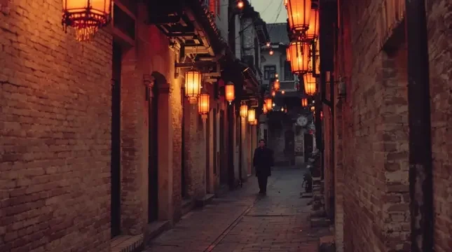 深巷灯火 高清封面图